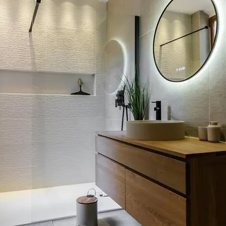 Charme Et Modernite Au Coeur Du Vieux *