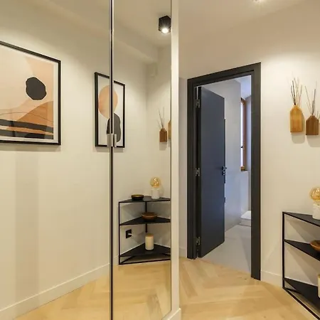 Lejlighed Charme Et Modernite Au Coeur Du Vieux Nice